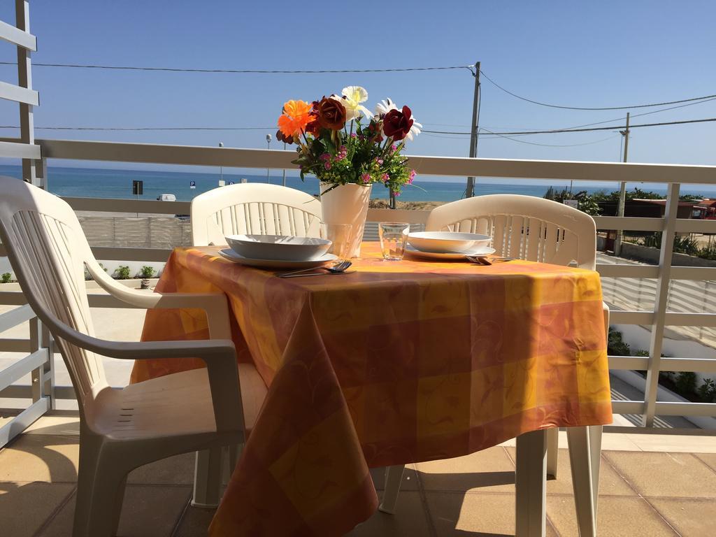 Casa Vacanze Playa 54 Castellammare del Golfo Exterior photo